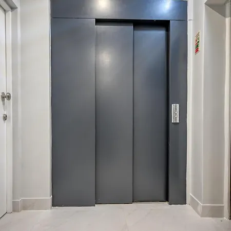 Beco Santa Emilia 2h, A In Madeira Apartamento