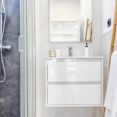 Beco Santa Emilia 2h, A In Madeira Apartamento *